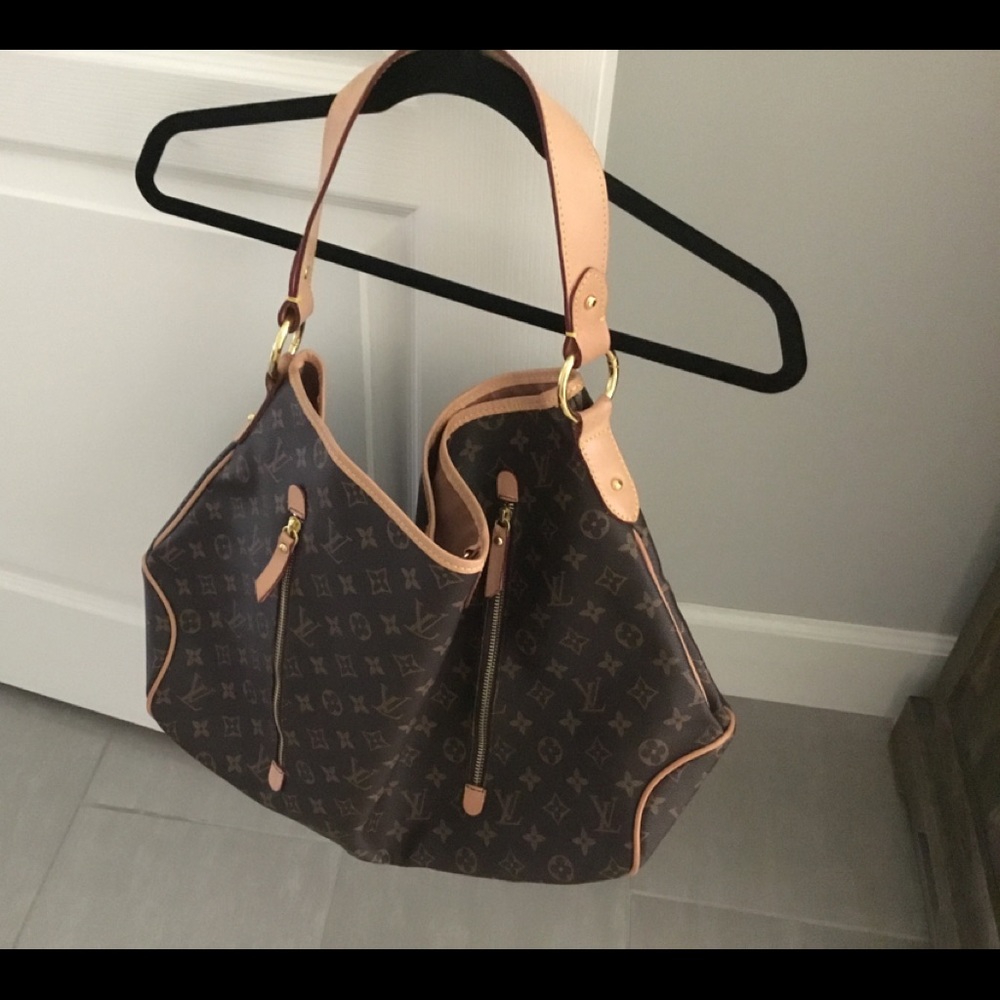 New large shoulder bag.
